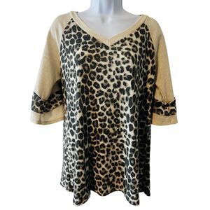 Lovely Melody Women's Animal Print‎ Leopard V Neck Blouse Size M Soft Stretch